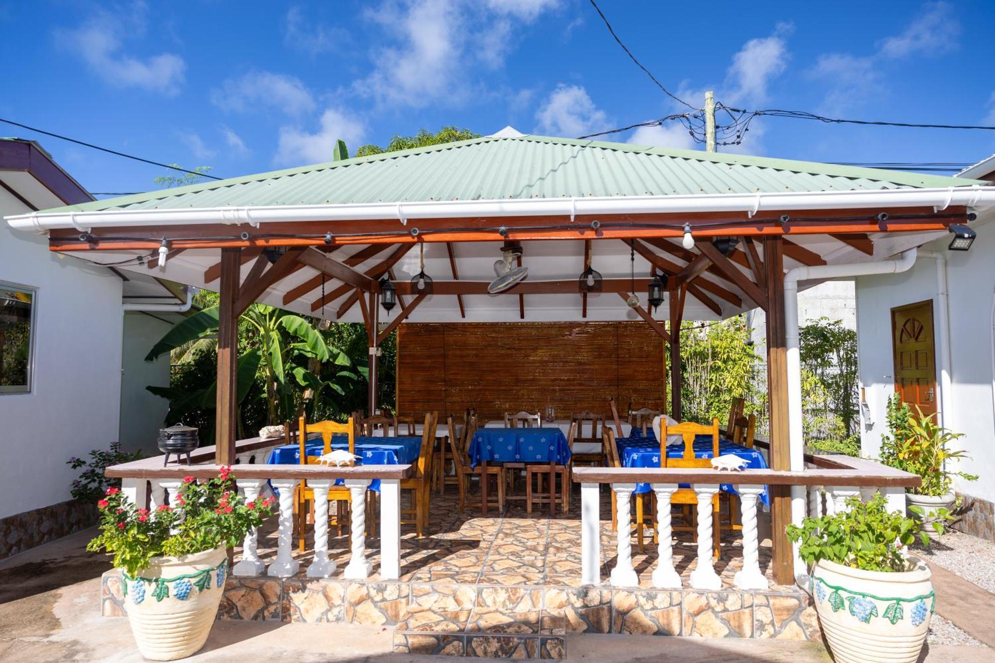 Pension Hibiscus La Digue Luaran gambar