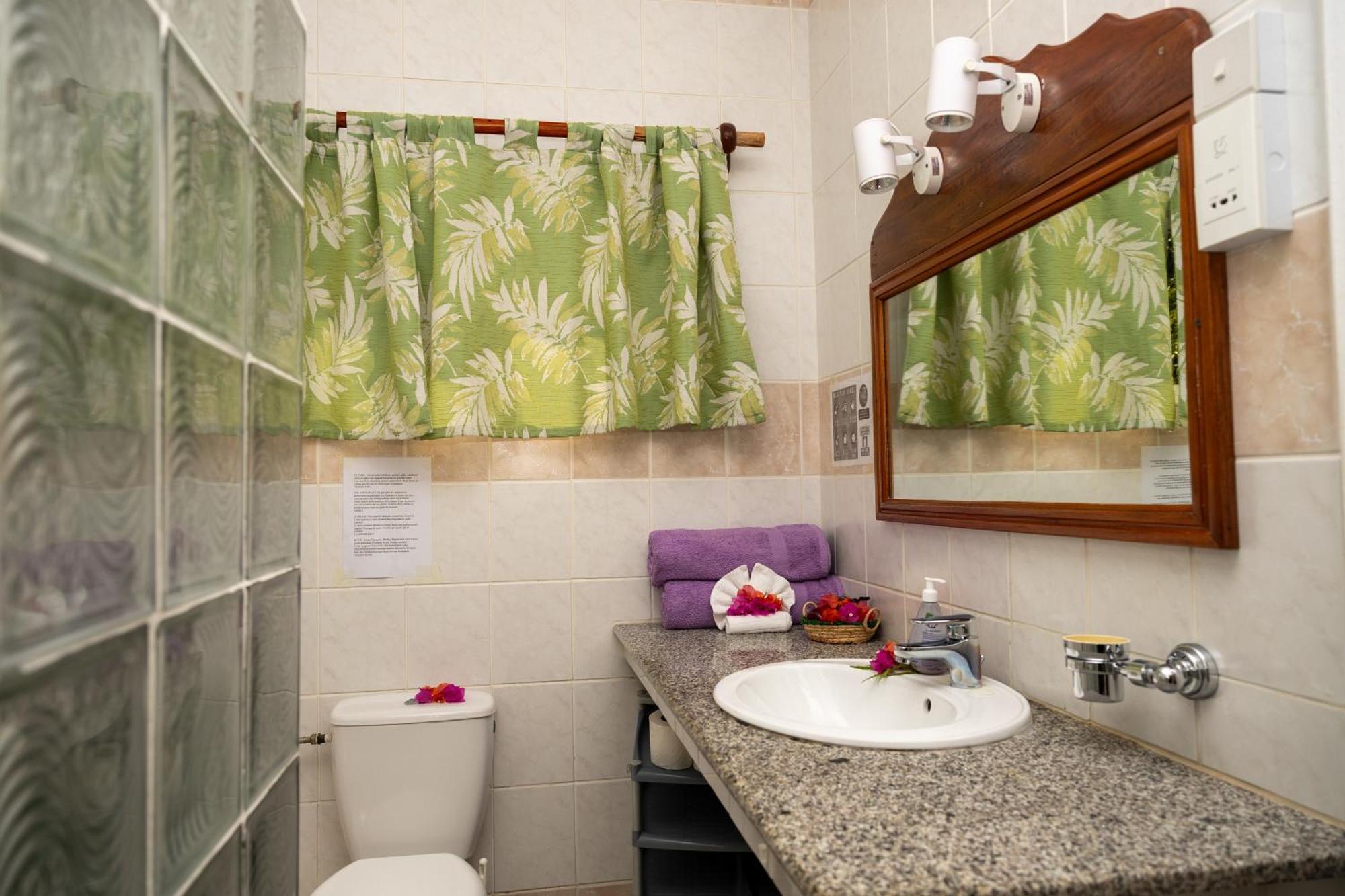 Pension Hibiscus La Digue Luaran gambar